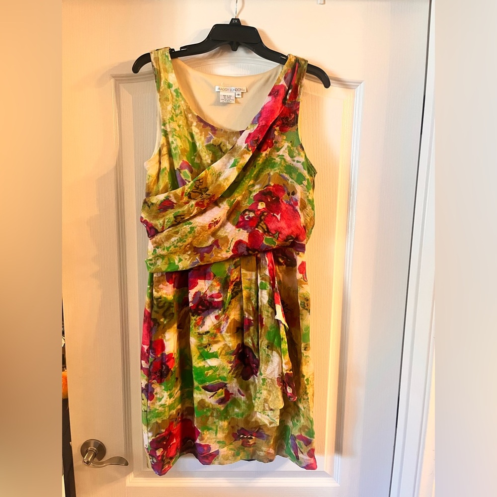 MAGGY LONDON faux wrap floral mini dress